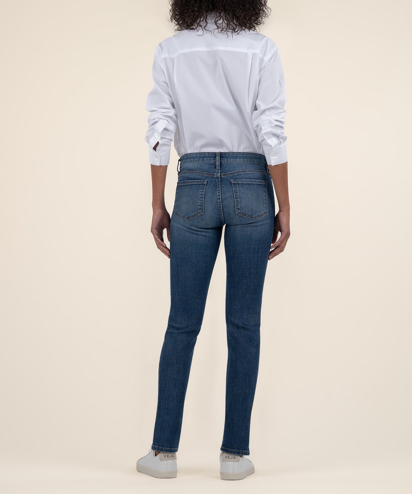 Kut from the Kloth Women’s Catherine Boyfriend Jean – Style KP494MH2 (Fervent Wash)