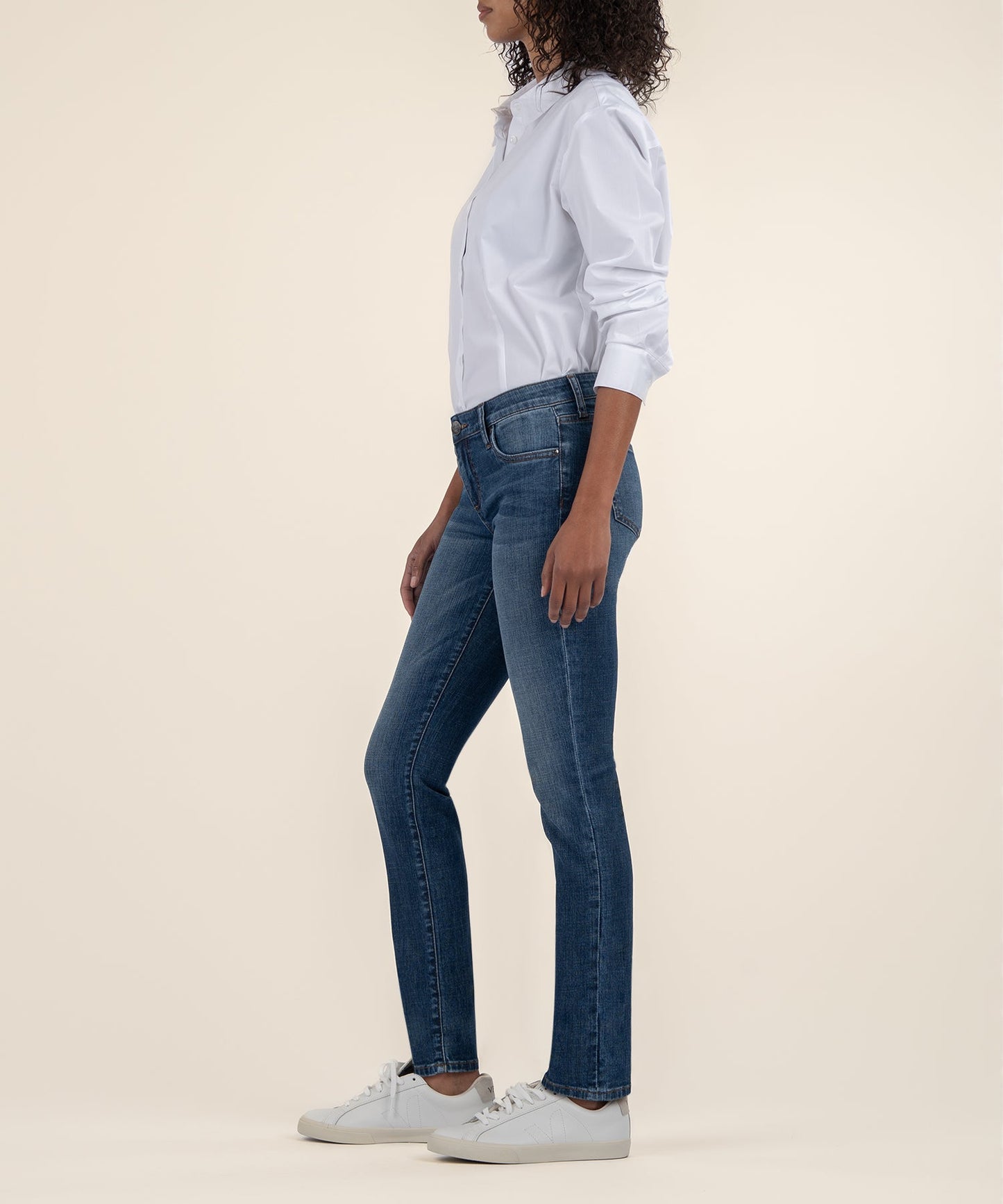Kut from the Kloth Women’s Catherine Boyfriend Jean – Style KP494MH2 (Fervent Wash)